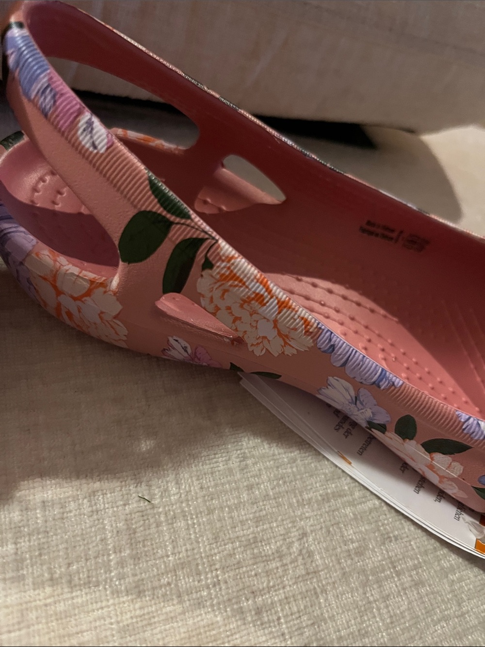 CROCS Women's Dusty Rose Floral Slip-On Flats - Picture 4 of 11